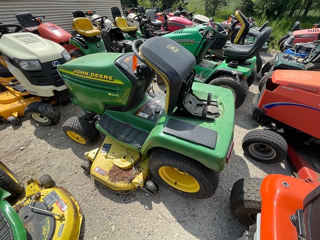 Image of John Deere 345 equipment image 1