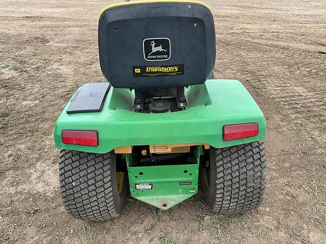 Image of John Deere 345 equipment image 3