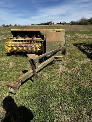 John Deere 346 Image