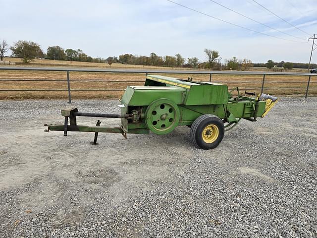 Image of John Deere 346 equipment image 2