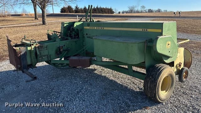 Image of John Deere 346 equipment image 4