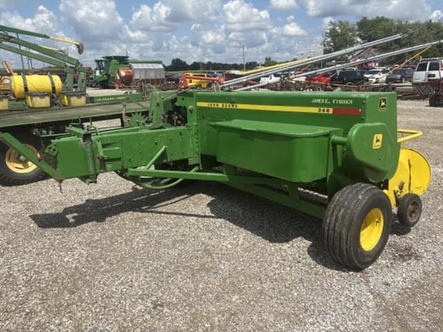 Image of John Deere 346 equipment image 3