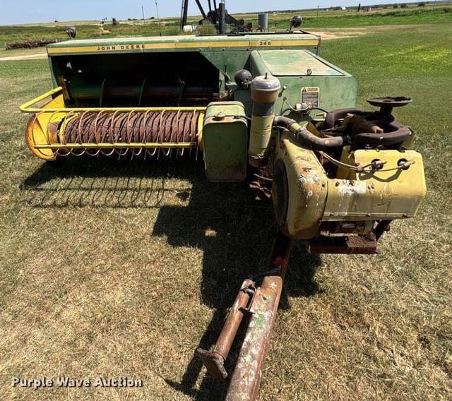 Image of John Deere 346 equipment image 1