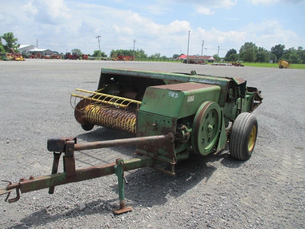 Image of John Deere 346 Primary image