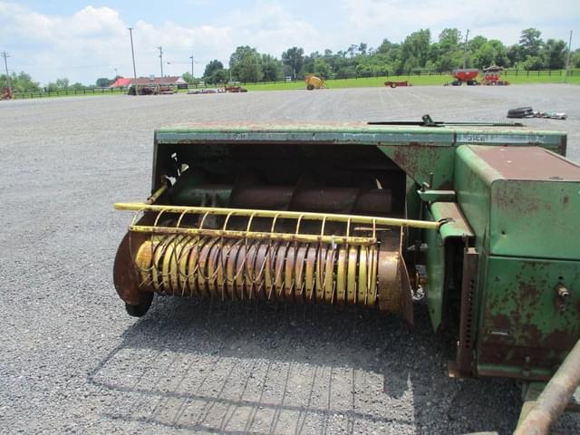 Image of John Deere 346 equipment image 1
