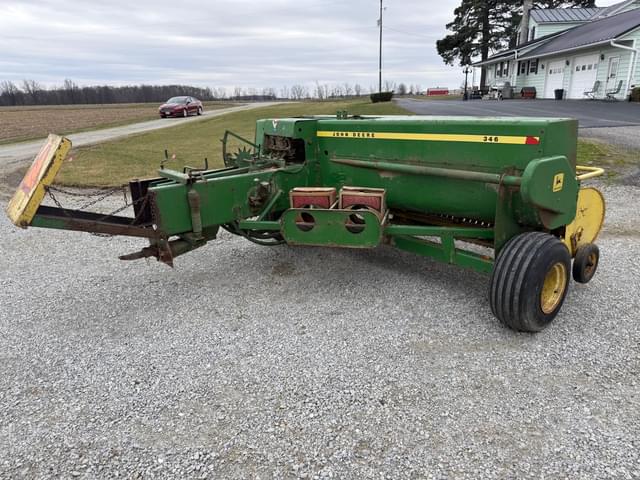 Image of John Deere 346 equipment image 4