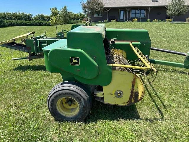 Image of John Deere 346 equipment image 4
