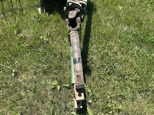 Image of John Deere 346 equipment image 1