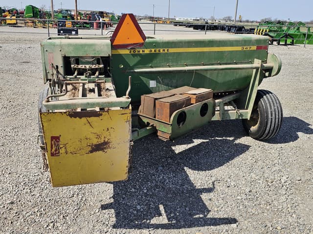 Image of John Deere 347 equipment image 3