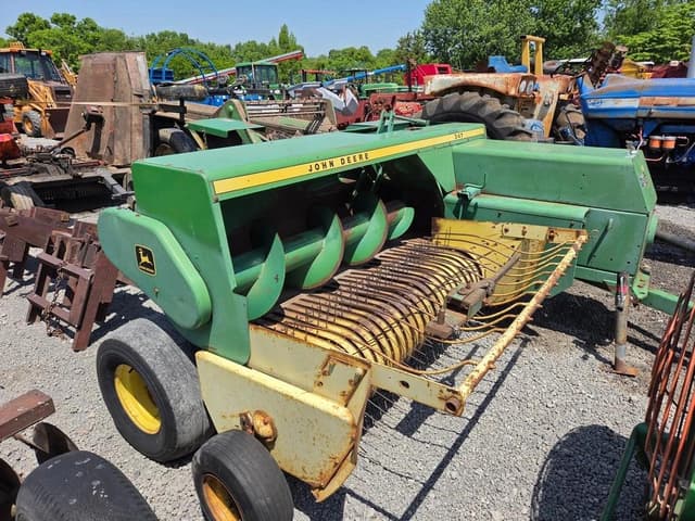 Image of John Deere 347 equipment image 4
