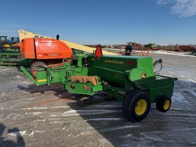 Image of John Deere 348 equipment image 3
