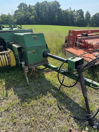 John Deere 348 Equipment Image0