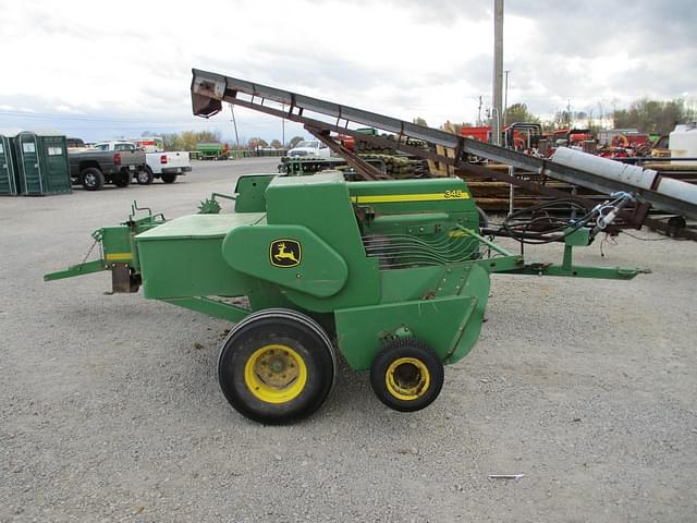 Image of John Deere 348 equipment image 1