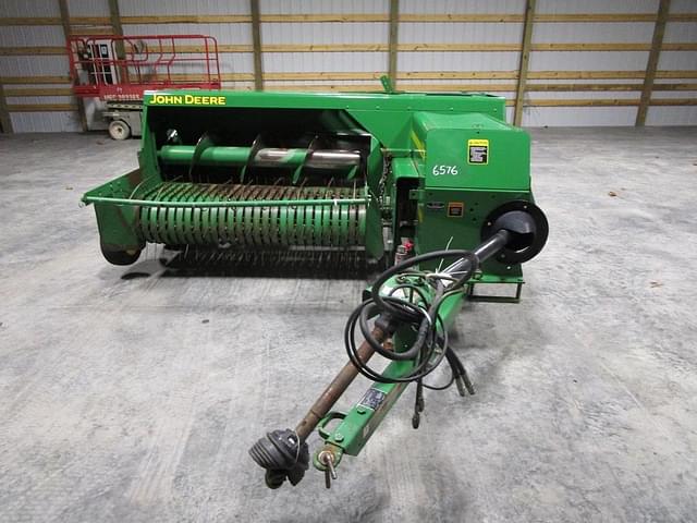 Image of John Deere 348 equipment image 1