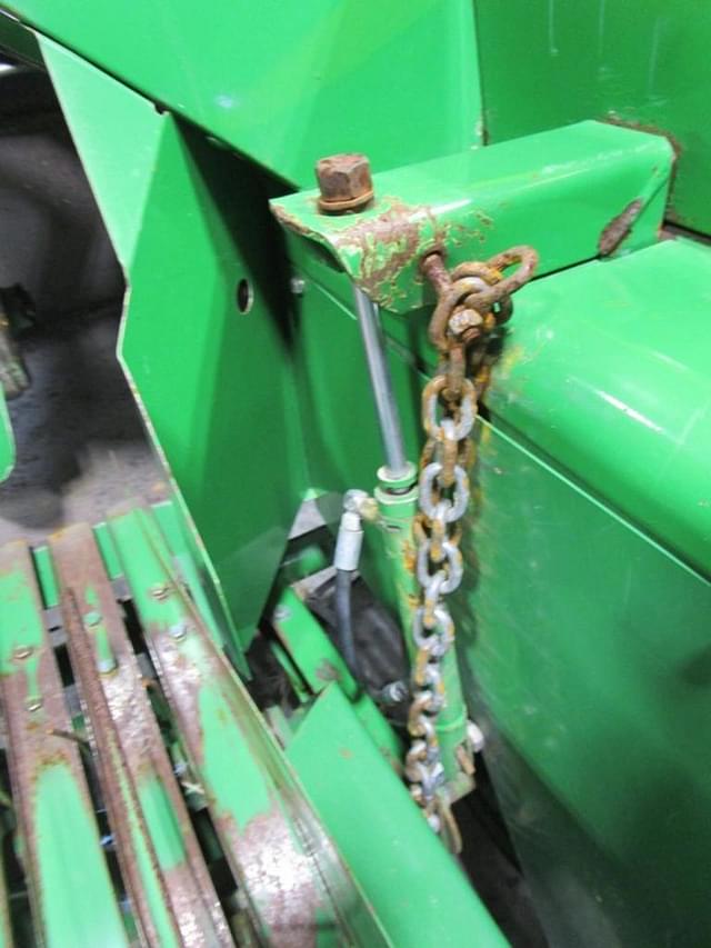 Image of John Deere 348 equipment image 3