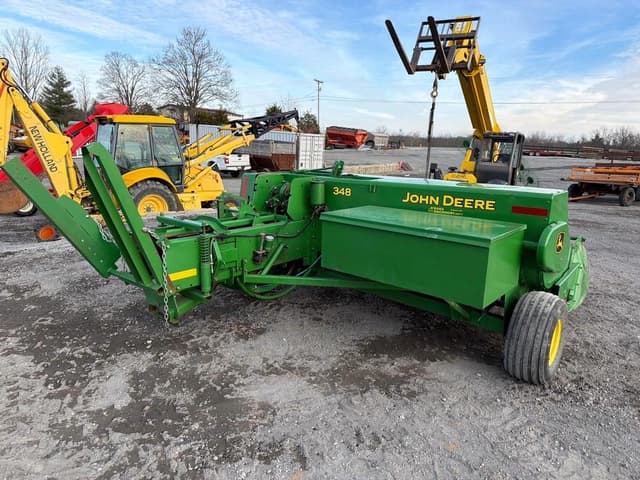 Image of John Deere 348 equipment image 4