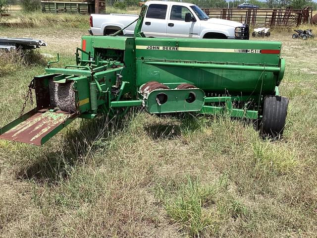 Image of John Deere 348 equipment image 1