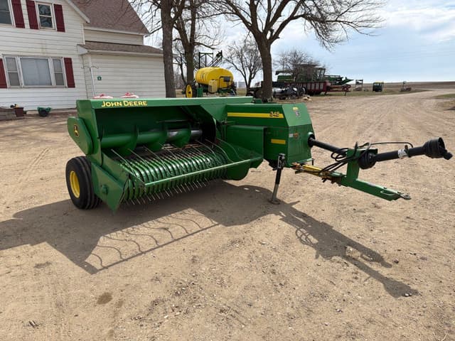 Image of John Deere 348 equipment image 1