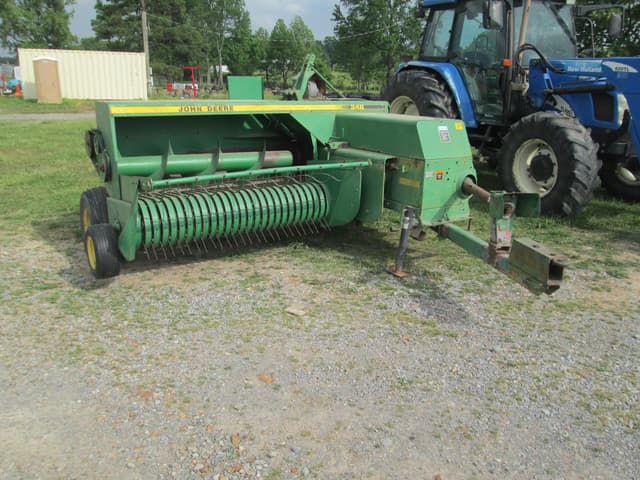 Image of John Deere 348 equipment image 1