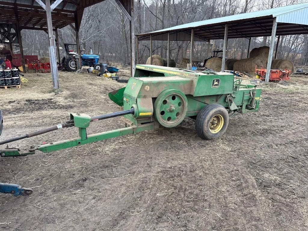 John Deere 348 Equipment Image0