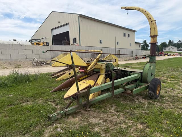 Image of John Deere 35 equipment image 2