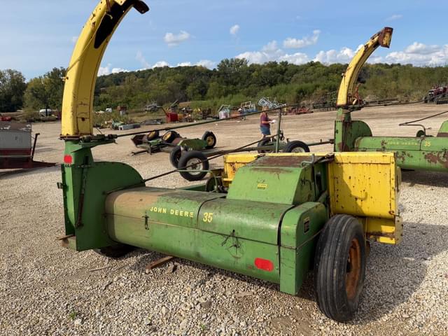 Image of John Deere 35 equipment image 2