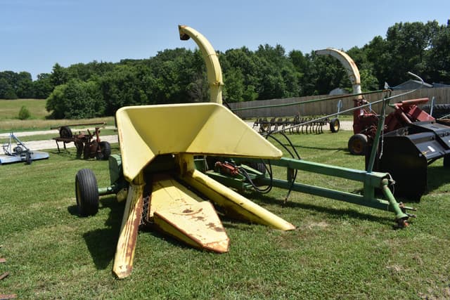 Image of John Deere 35 equipment image 2
