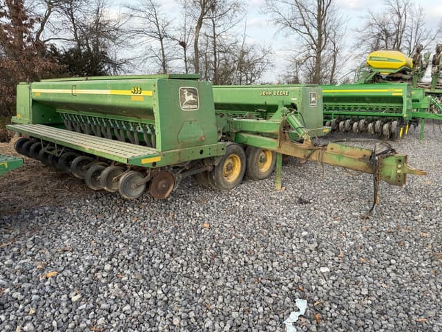 Image of John Deere 455 equipment image 1