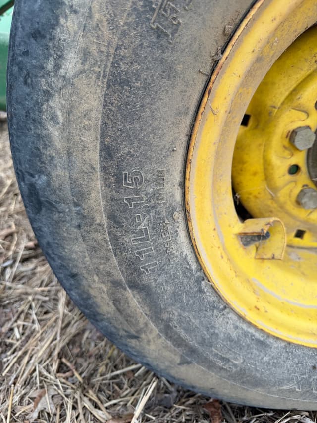 Image of John Deere 455 equipment image 4