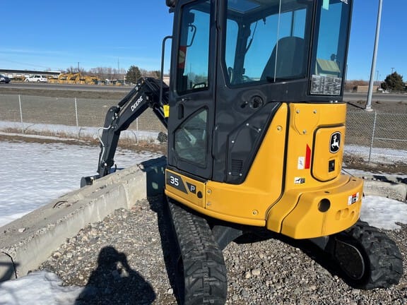 John Deere 35P Equipment Image0