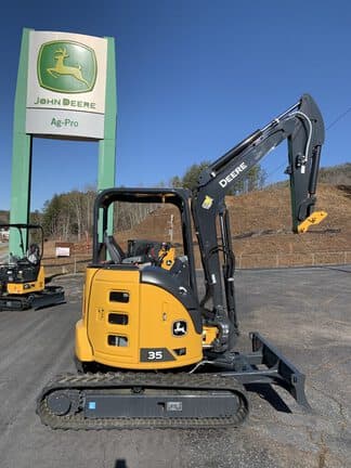 Main image John Deere 35P
