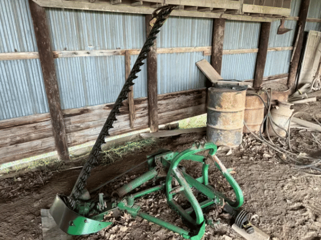 Image of John Deere 350 Primary Image