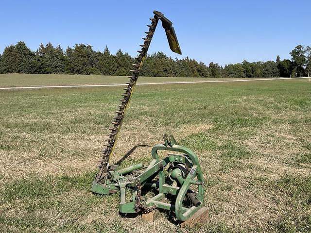 Image of John Deere 350 equipment image 3