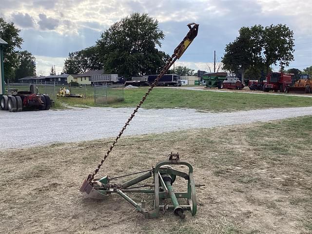 Image of John Deere 350 equipment image 2