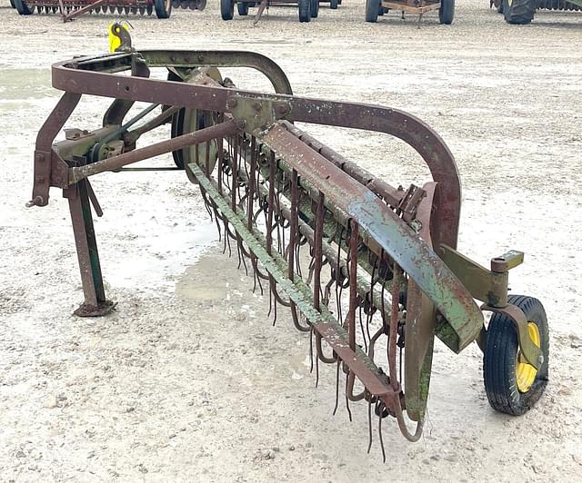 Image of John Deere 350 equipment image 3