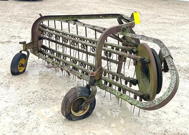 Image of John Deere 350 equipment image 4