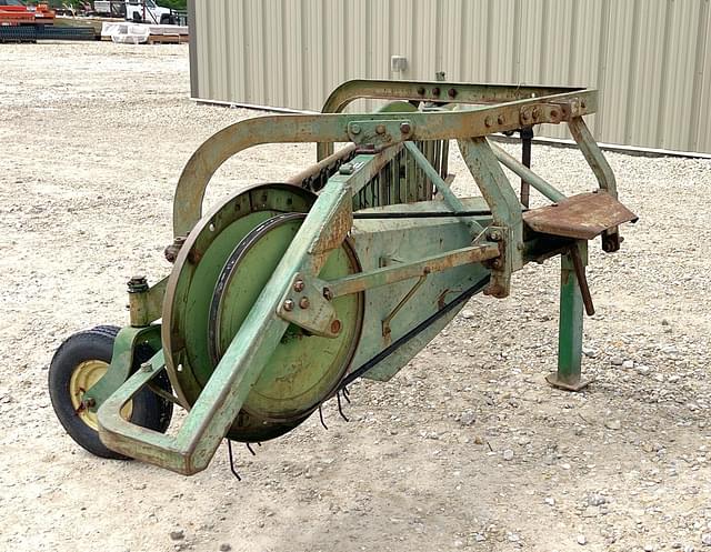 Image of John Deere 350 equipment image 1