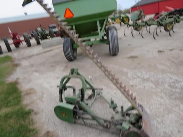 Image of John Deere 350 equipment image 2