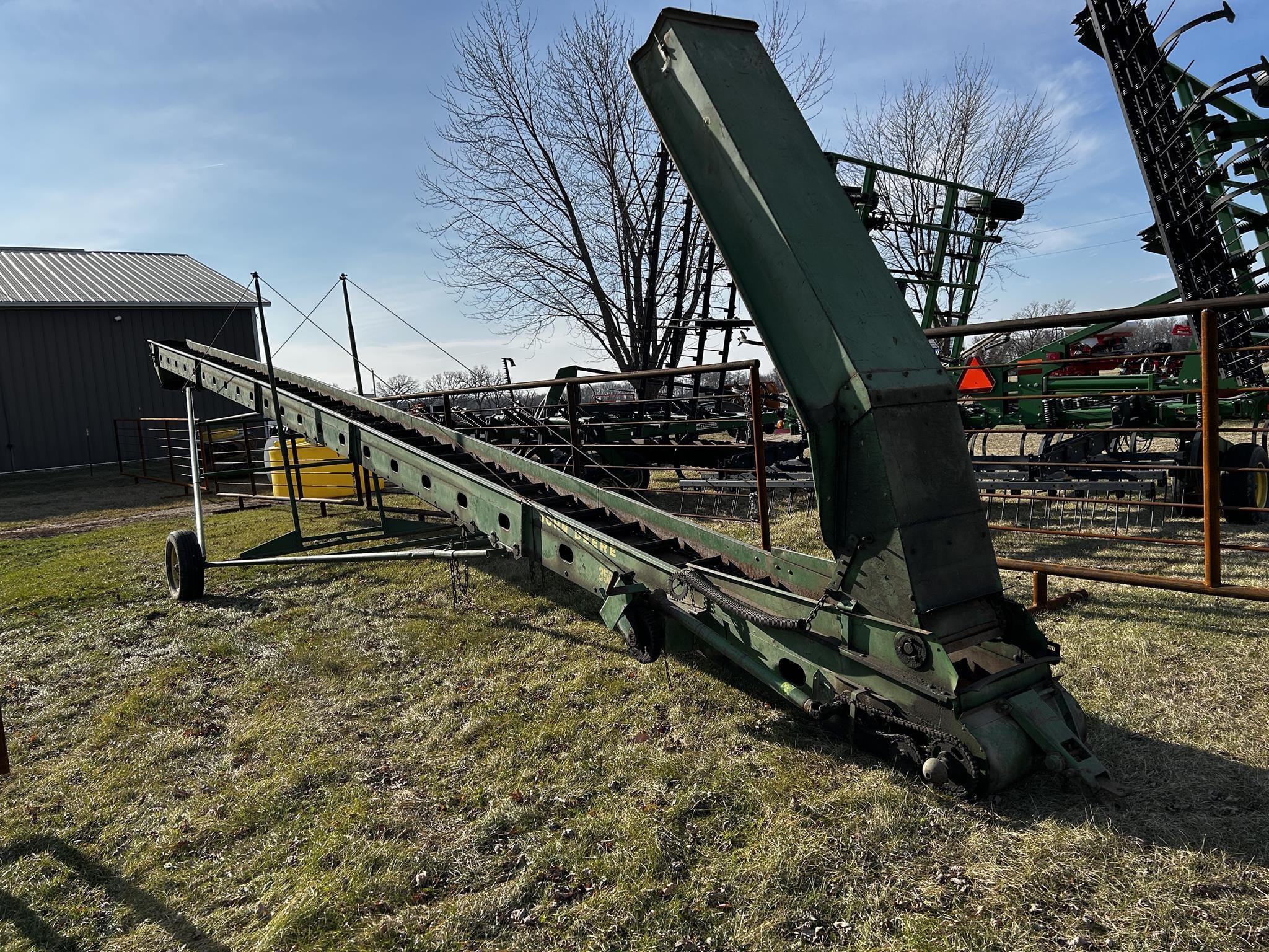 Main image John Deere 350