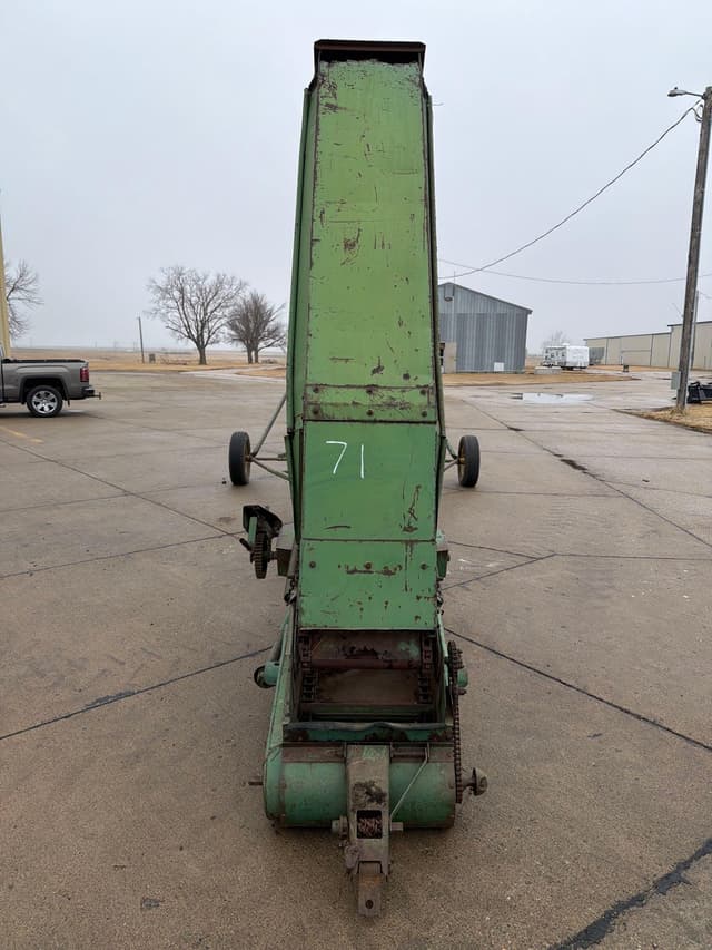 Image of John Deere 350 equipment image 2