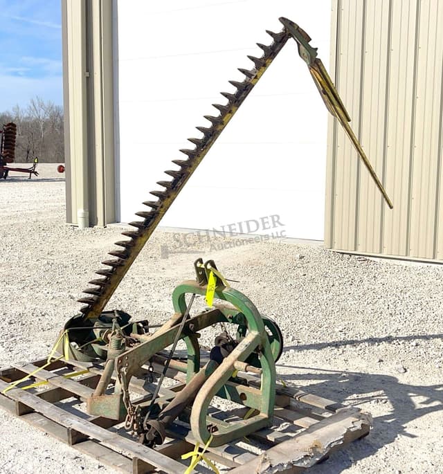 Image of John Deere 350 equipment image 2