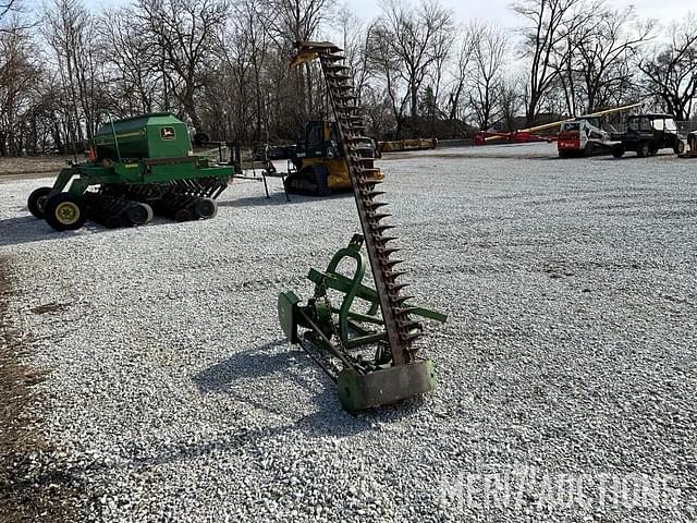 Image of John Deere 350 equipment image 4