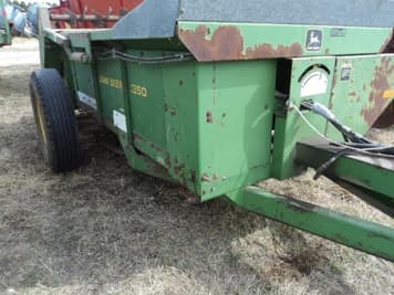 Main image John Deere 350