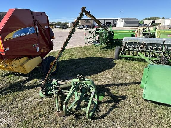 Image of John Deere 350 equipment image 3