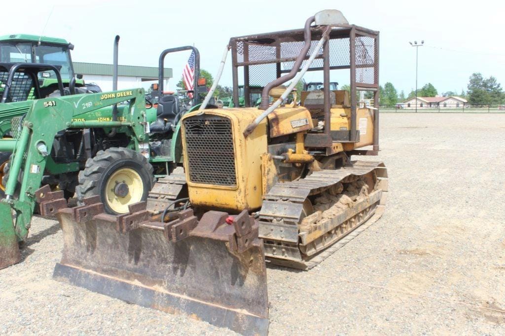 John Deere 350BE Equipment Image0