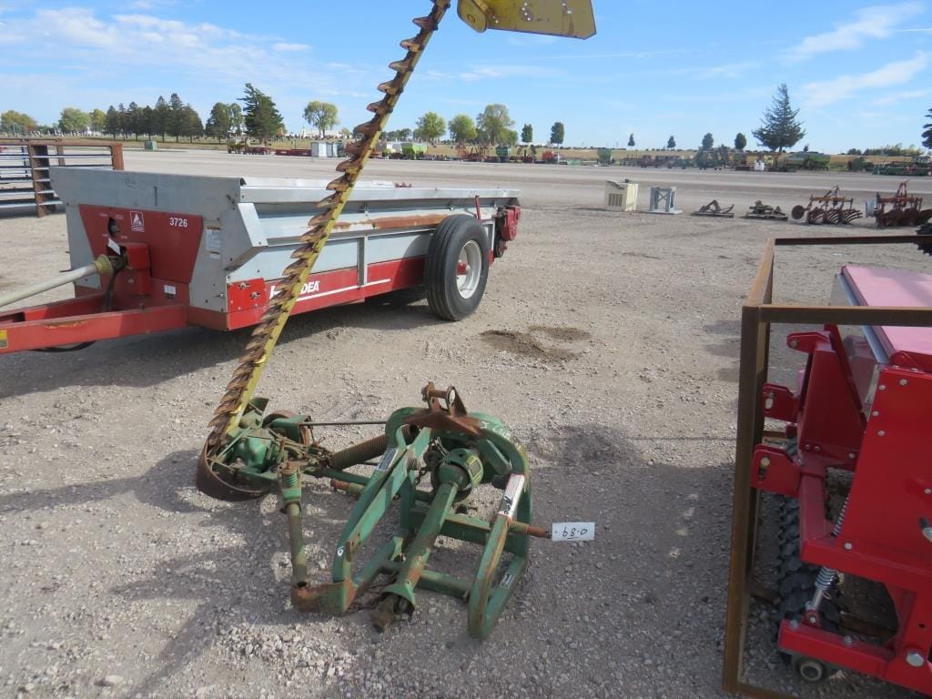 John Deere 350 Equipment Image0