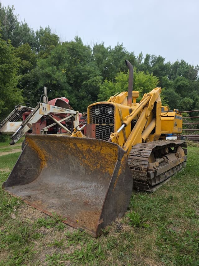 Image of John Deere 350 equipment image 1