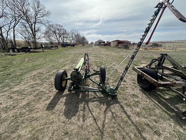 Image of John Deere 350 equipment image 3