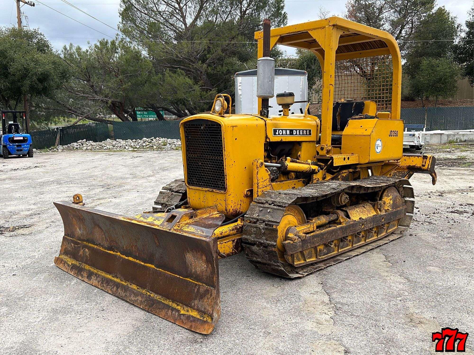 Main image John Deere 350