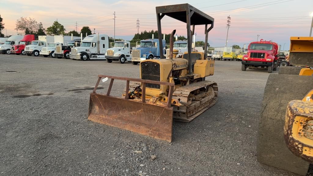 Image of John Deere 350 Primary image